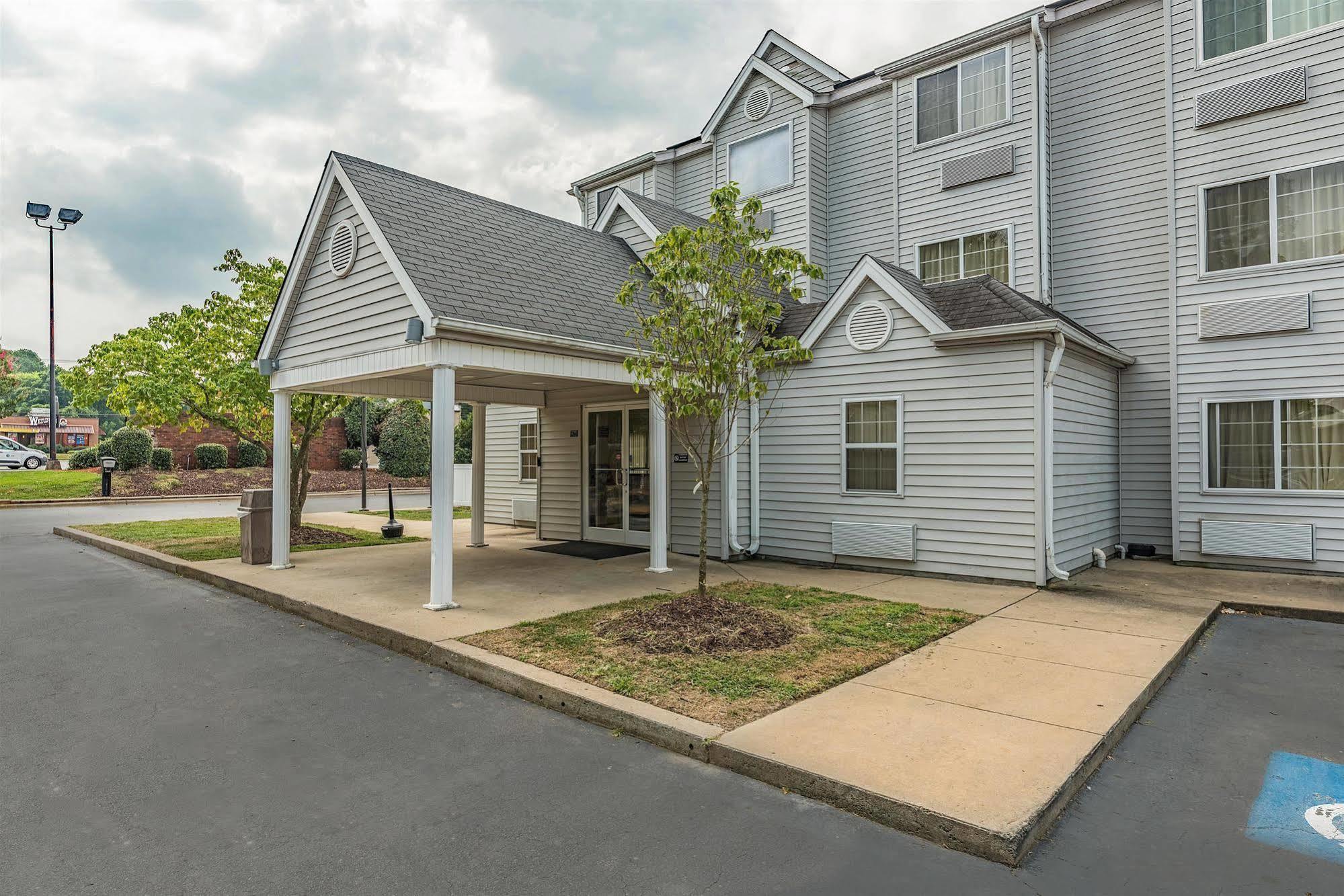 Motel 6-Charlotte, Nc - University Exterior foto